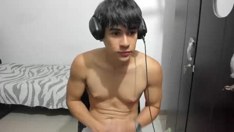 Max online show from September 16, 1:39 am