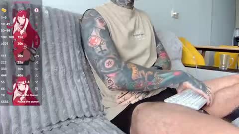 Snapshot of max_reaves chatting on July 3, 5:58 am online show from July 3, 5:58 am