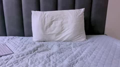 Max  online show from September 29, 5:07 pm