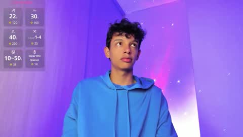 Snapshot of maxfrost1 chatting on March 15, 4:29 am Max online show from March 15, 4:29 am