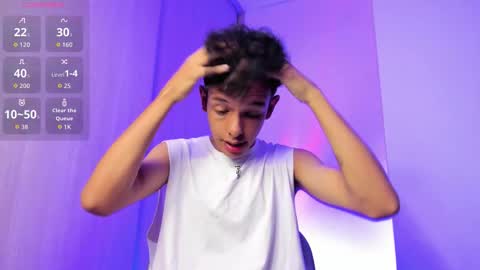 Snapshot of maxfrost1 chatting on March 15, 10:27 pm Max online show from March 15, 10:27 pm