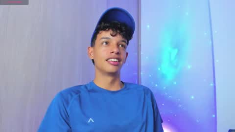 Max  online show from May 1, 1:54 am