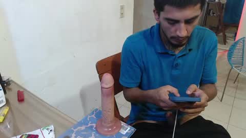 maxi dick online show from April 18, 5:17 pm