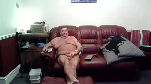 MAX online show from November 4, 10:31 pm