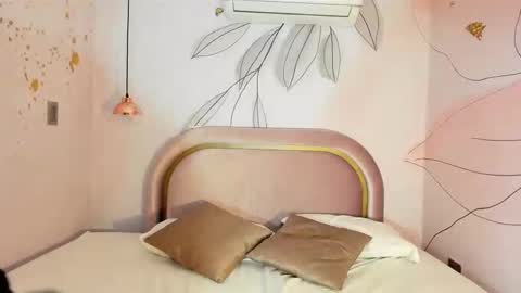 maxim online show from September 20, 1:39 am