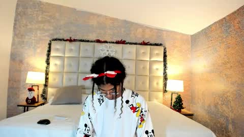 maxim online show from December 21, 3:13 am