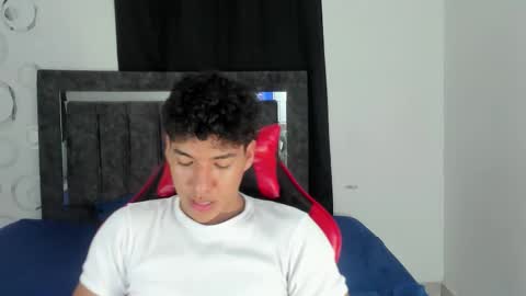 Maximiliano online show from February 28, 7:26 pm