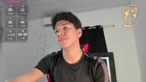 Maximiliano online show from March 9, 7:07 pm