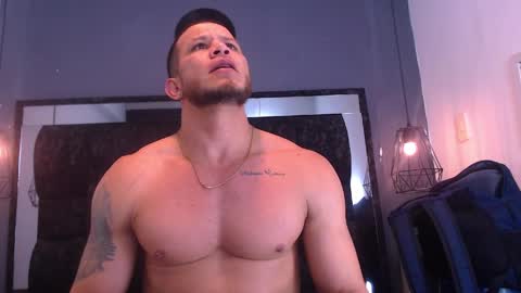 Maximiliano online show from May 29, 7:34 pm