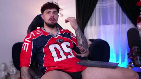 Maximo online show from December 21, 4:52 am