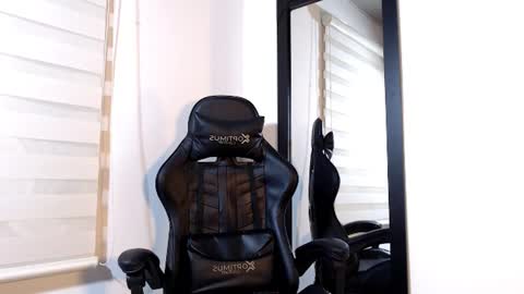 Snapshot of maximo_sebastian chatting on June 14, 1:47 am Maximo Sebastian online show from June 14, 1:47 am
