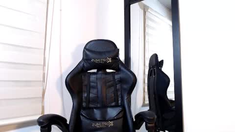 Snapshot of maximo_sebastian chatting on June 14, 2:24 am Maximo Sebastian online show from June 14, 2:24 am