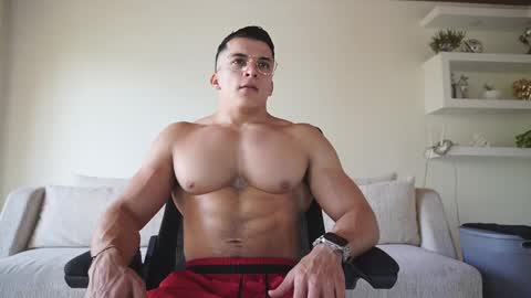 Sebastian online show from October 16, 7:26 pm