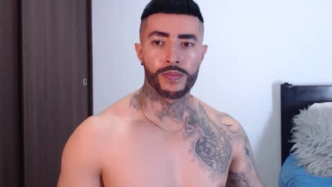 Independent Model online show from January 22, 4:02 am