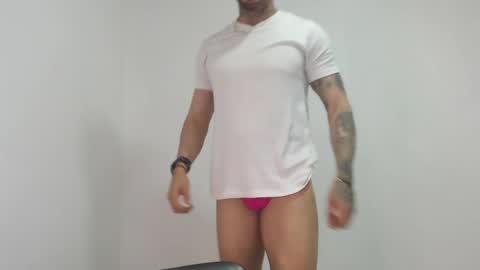 Independent Model online show from May 4, 4:41 am