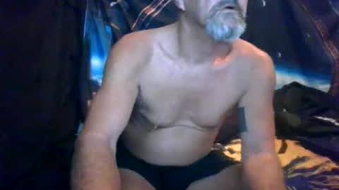 Max online show from March 30, 1:28 am