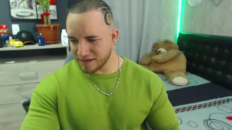 maximus online show from December 7, 10:17 pm