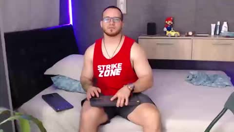 Snapshot of maximussantorini chatting on June 9, 12:50 pm maximus online show from June 9, 12:50 pm