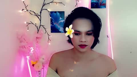 Snapshot of maxine_fucks chatting on November 24, 7:13 pm maxine_fucks online show from November 24, 7:13 pm