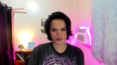 maxine_fucks online show from December 19, 10:06 pm