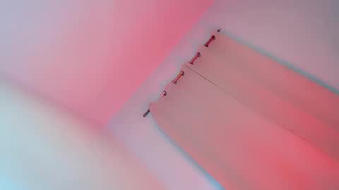 Snapshot of maxinelove1 chatting on February 7, 2:47 pm Maxinesexy online show from February 7, 2:47 pm