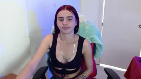Snapshot of maxinesex_ chatting on July 28, 6:20 pm maxinesex_ online show from July 28, 6:20 pm