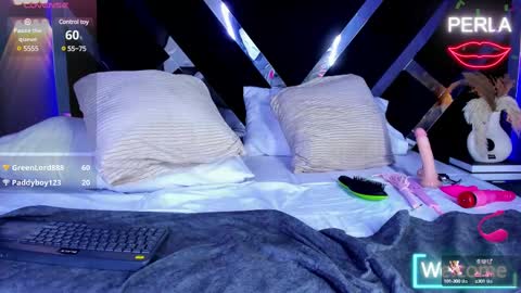 Snapshot of maxirogers chatting on February 22, 12:27 am Maxi Rogers online show from February 22, 12:27 am