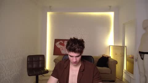 MaxKaiden online show from February 19, 5:27 am