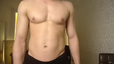 MaxKaiden online show from March 12, 11:20 am