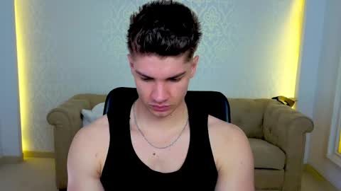MaxKaiden online show from April 26, 10:02 am
