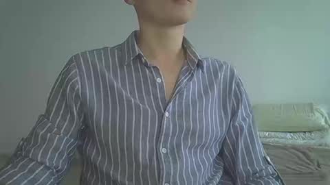 Snapshot of maxrelax90 chatting on November 9, 9:29 am maxrelax90 online show from November 9, 9:29 am