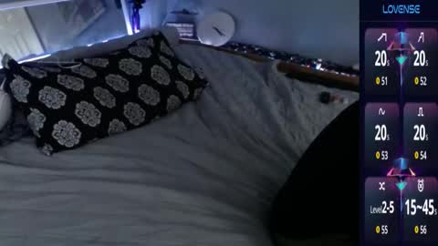 MaxRouger online show from October 6, 8:23 am