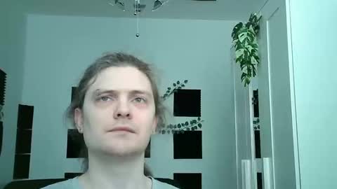 Snapshot of maxs_93 chatting on January 9, 10:51 am maxs_93 online show from January 9, 10:51 am
