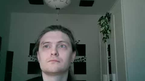 Snapshot of maxs_93 chatting on January 12, 4:23 pm maxs_93 online show from January 12, 4:23 pm