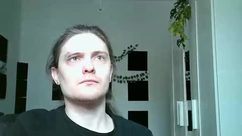 Snapshot of maxs_93 chatting on February 21, 12:06 pm maxs_93 online show from February 21, 12:06 pm