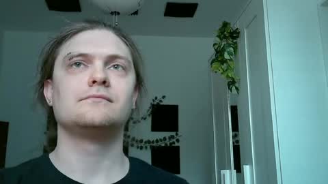 Snapshot of maxs_93 chatting on June 12, 2:16 pm maxs_93 online show from June 12, 2:16 pm