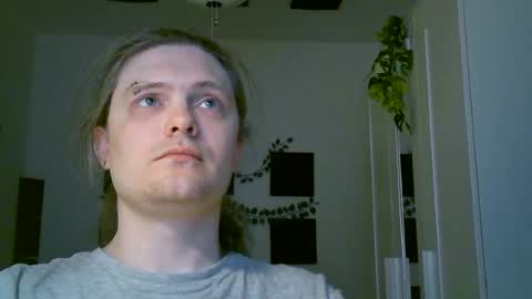 Snapshot of maxs_93 chatting on August 3, 6:44 pm maxs_93 online show from August 3, 6:44 pm