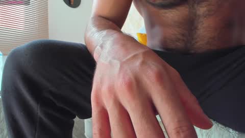 Max online show from January 16, 2:30 pm