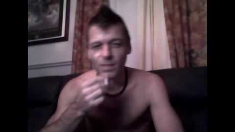 Snapshot of maxthewolf chatting on October 8, 10:18 pm MaxTheWolf online show from October 8, 10:18 pm