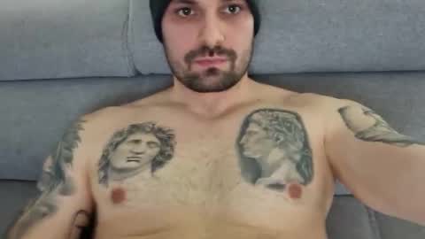 Snapshot of maxview67 chatting on January 31, 9:59 am Max online show from January 31, 9:59 am