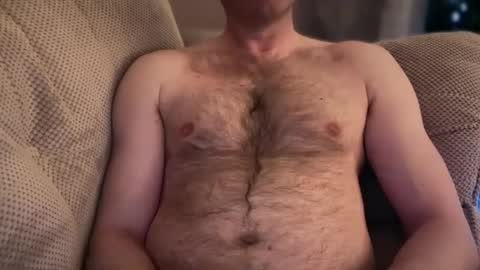 Snapshot of maxwellj1234 chatting on December 12, 3:59 pm maxwellj1234 online show from December 12, 3:59 pm