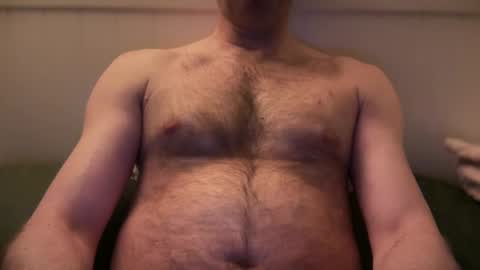 Snapshot of maxwellj1234 chatting on December 19, 11:03 pm maxwellj1234 online show from December 19, 11:03 pm