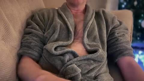 Snapshot of maxwellj1234 chatting on December 28, 6:40 pm maxwellj1234 online show from December 28, 6:40 pm