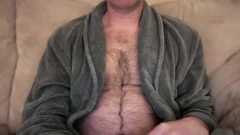 Snapshot of maxwellj1234 chatting on December 30, 7:26 am maxwellj1234 online show from December 30, 7:26 am