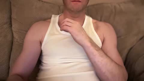 Snapshot of maxwellj1234 chatting on December 31, 5:29 pm maxwellj1234 online show from December 31, 5:29 pm