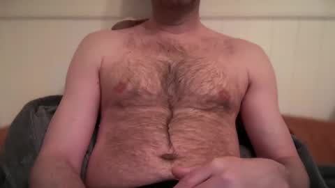 Snapshot of maxwellj1234 chatting on January 29, 7:15 am maxwellj1234 online show from January 29, 7:15 am