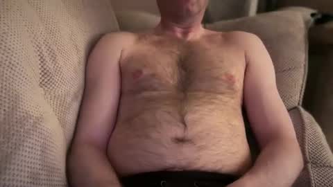 Snapshot of maxwellj1234 chatting on March 6, 9:42 pm maxwellj1234 online show from March 6, 9:42 pm