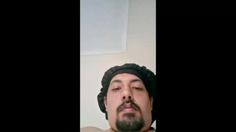 Snapshot of maxwellro200 chatting on June 7, 4:49 am maxwellro200 online show from June 7, 4:49 am