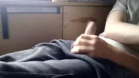 Snapshot of maxwelluncut chatting on November 21, 7:12 pm Max online show from November 21, 7:12 pm