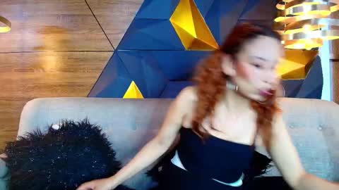 Snapshot of maxx_caprice chatting on October 1, 11:05 am gabby online show from October 1, 11:05 am